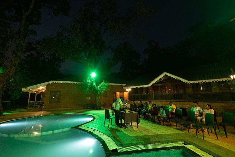 Scarlet Resort Matheran Exterior photo