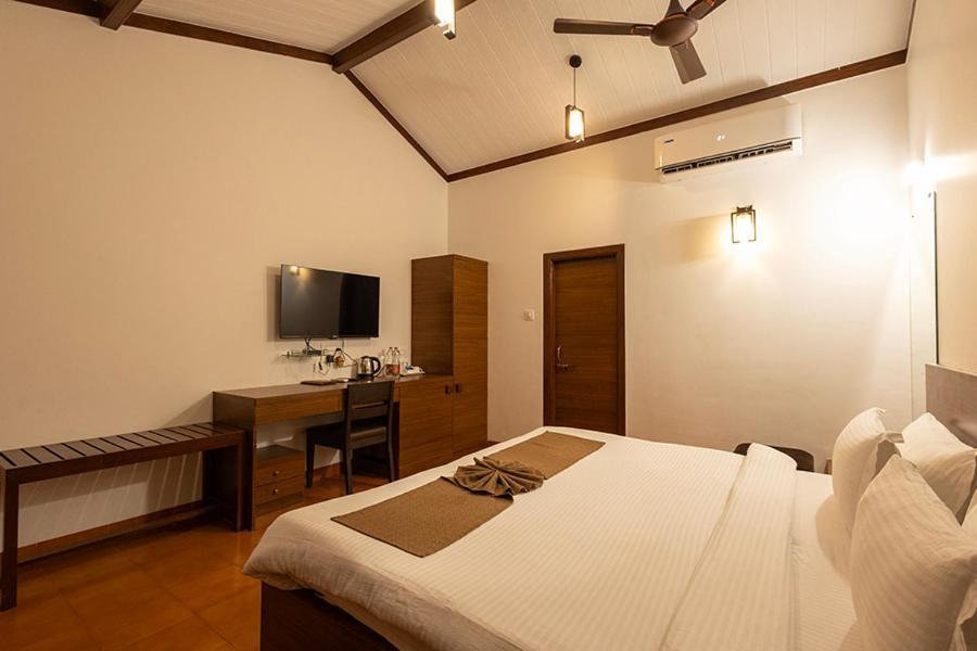 Scarlet Resort Matheran Exterior photo